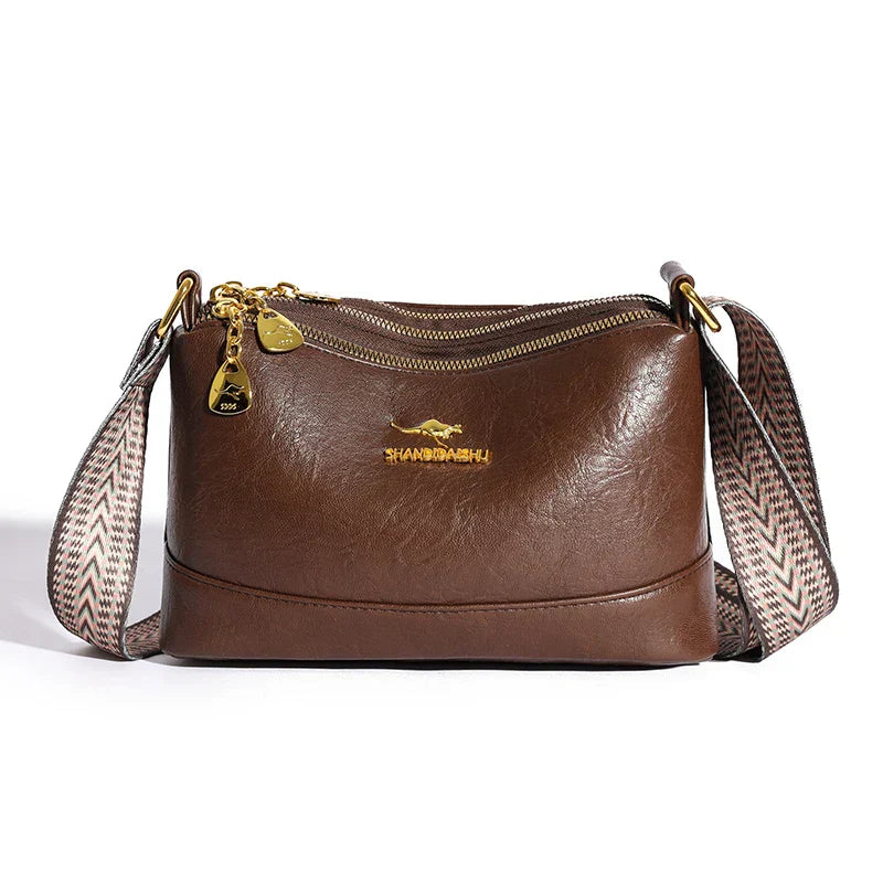 Venitia – Timeless Confidence in a Finnish Leather Shoulder Bag