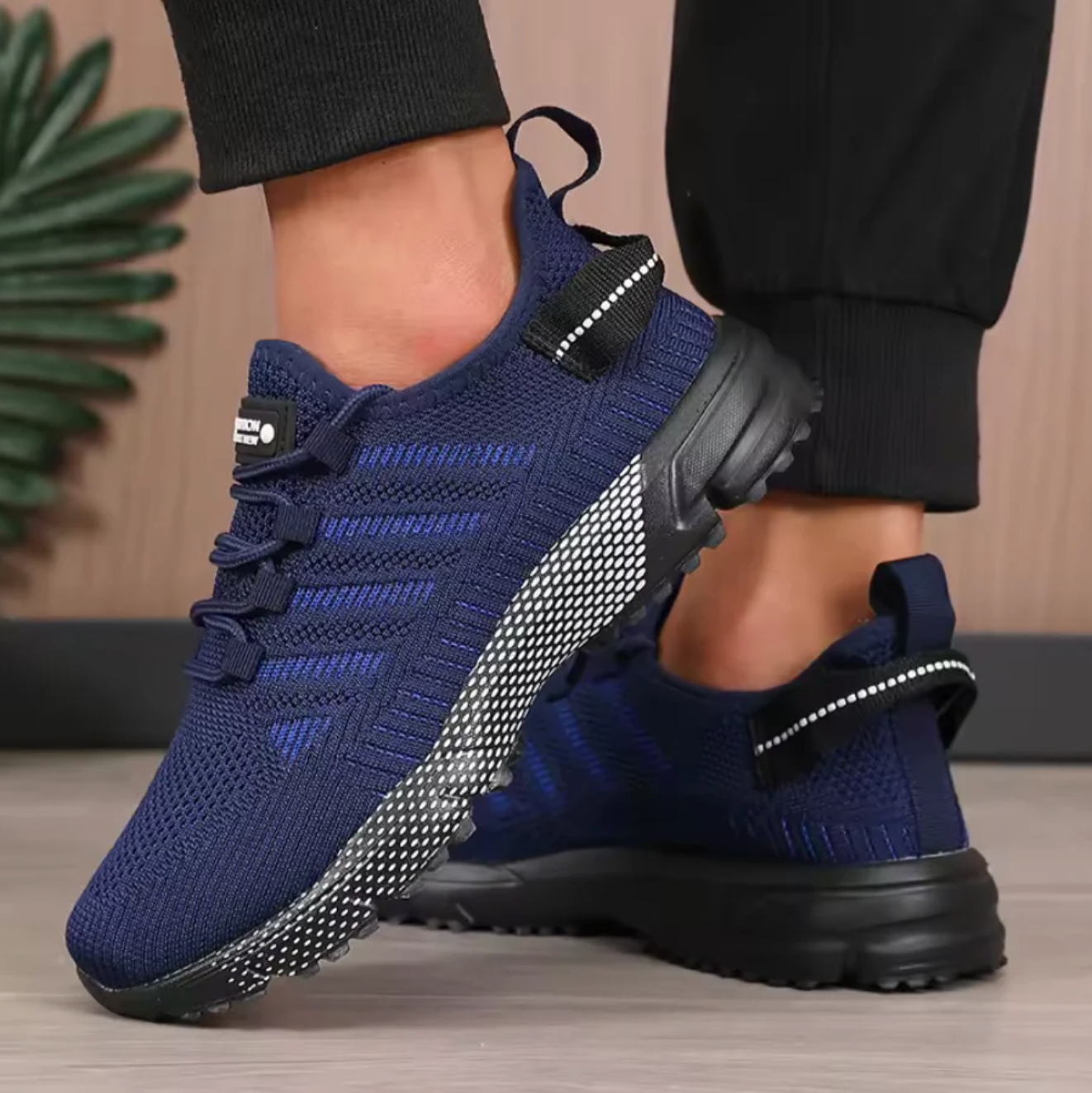 Julian - Stride Easy Sneakers