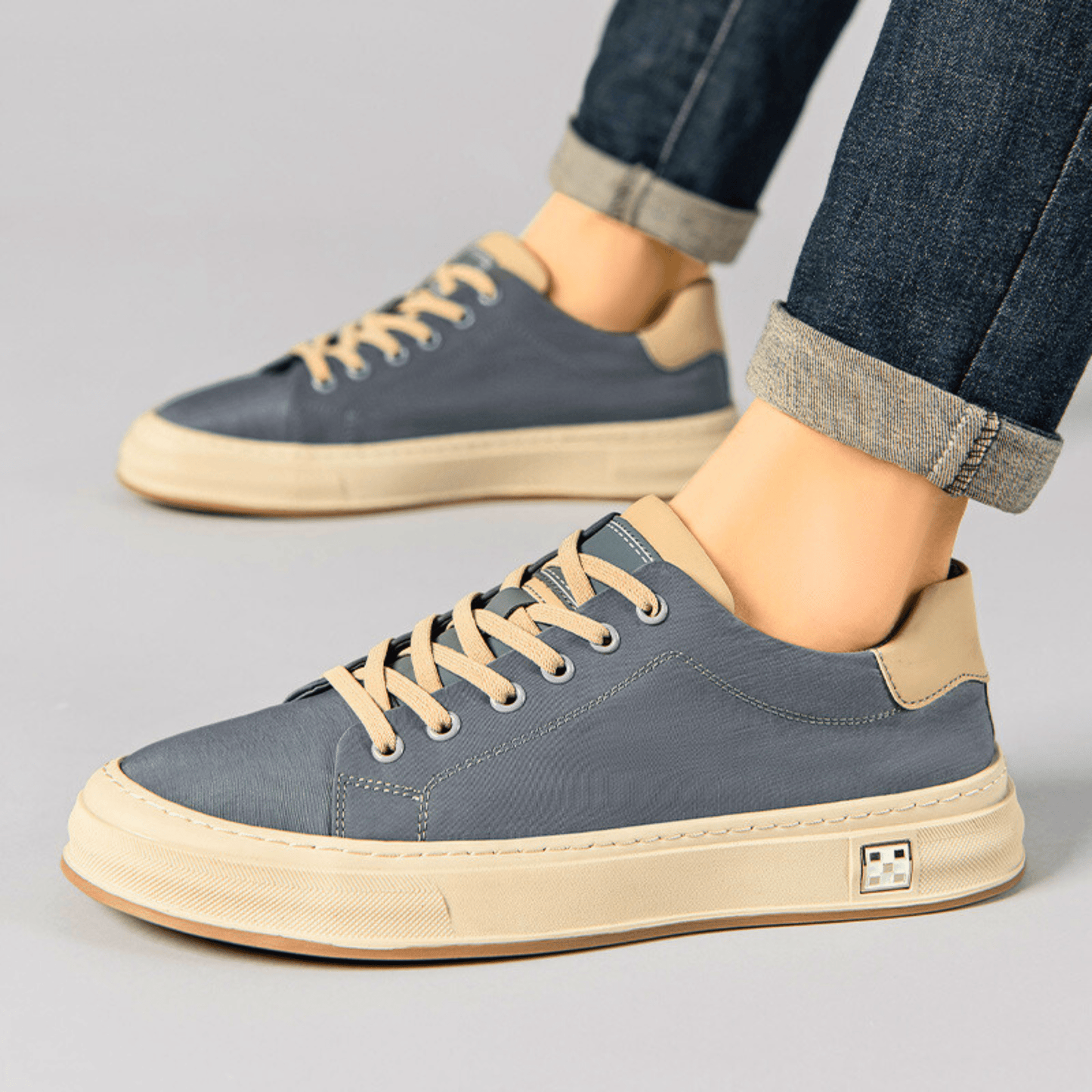 Julian - Casual Sneakers
