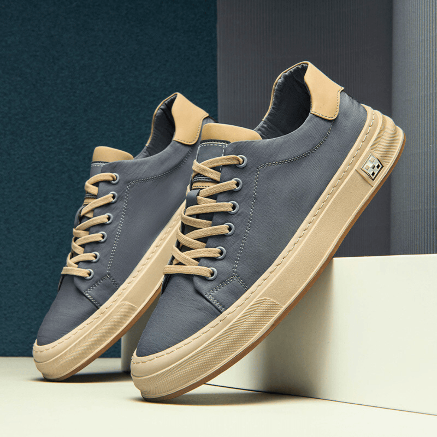 Julian - Casual Sneakers
