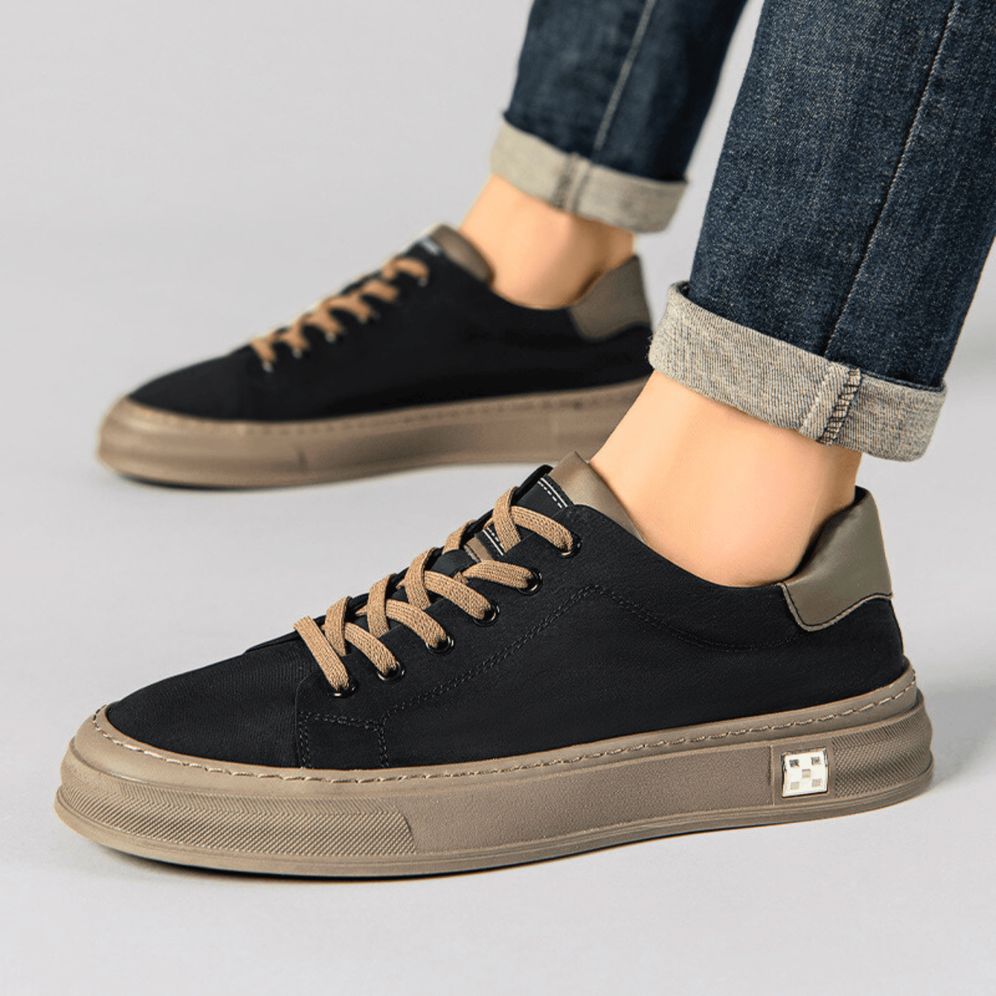 Julian - Casual Sneakers