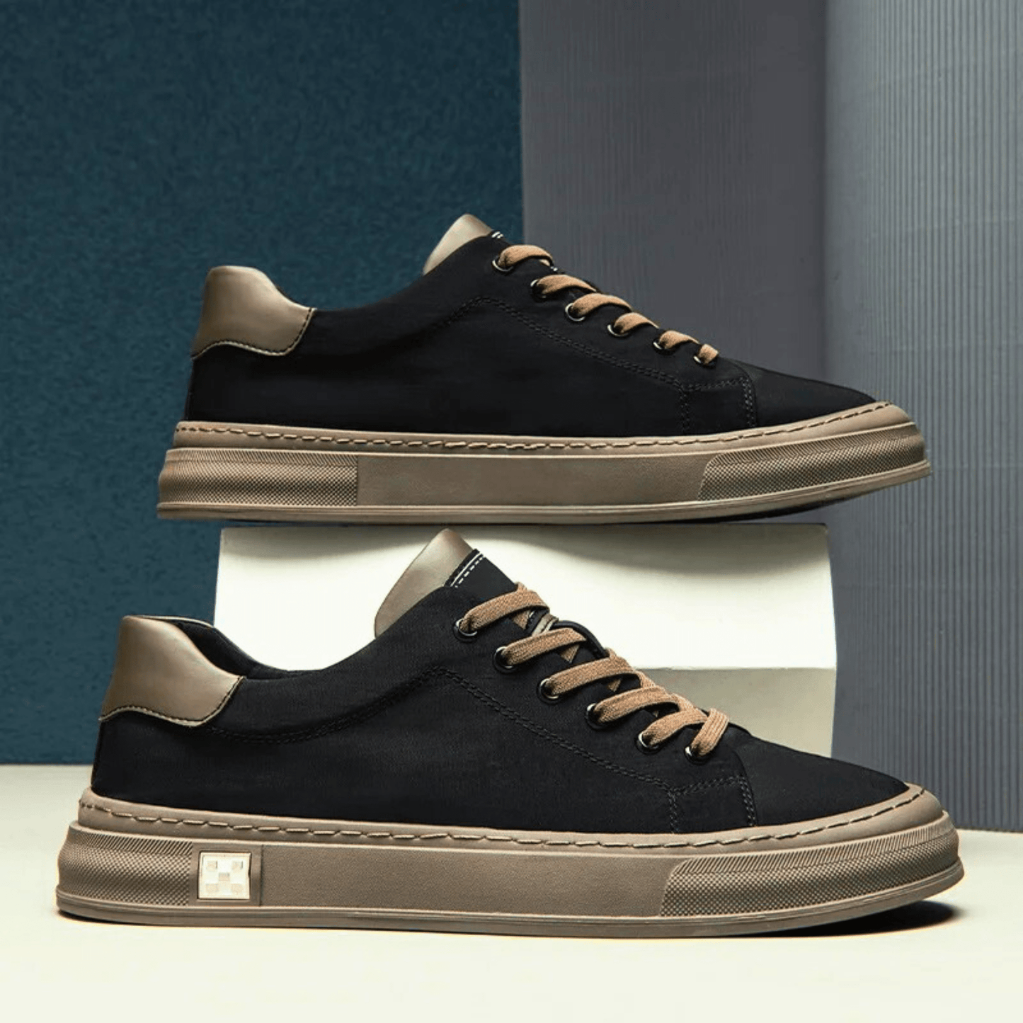 Julian - Casual Sneakers